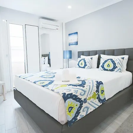 Holidays Nazare Marginal Exterior foto